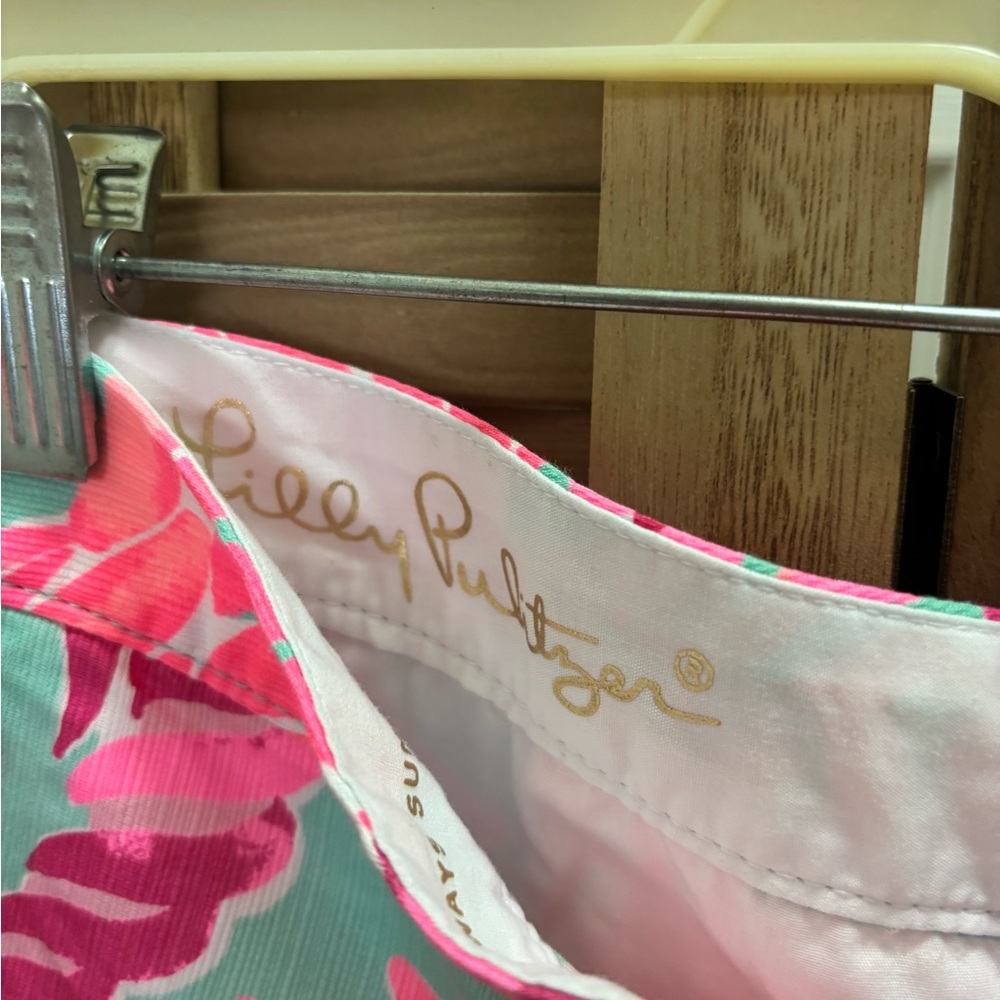 Lilly Pulitzer - Picture 4 of 5